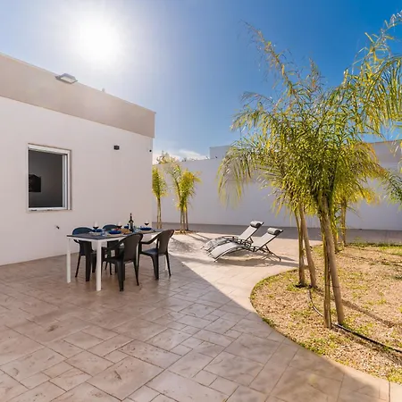 Onyx House - Salento Selection * 托雷拉皮罗